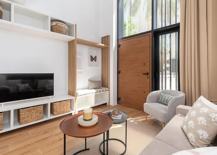 شقة Apartup Opera Loft