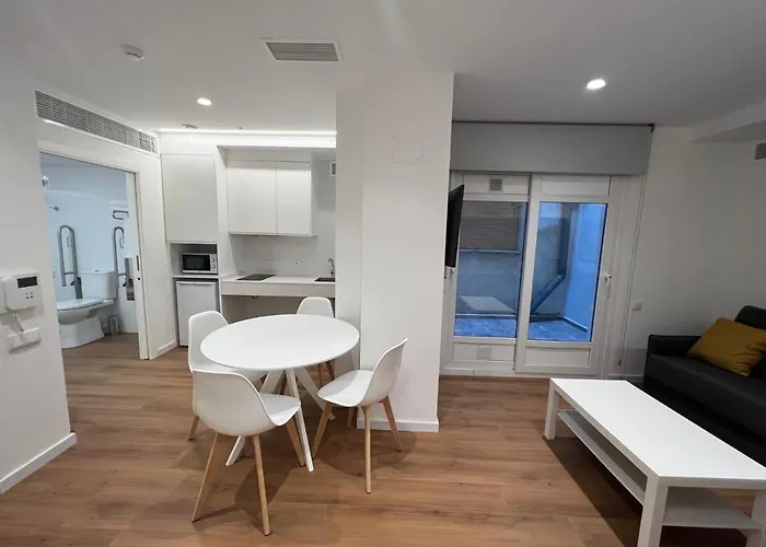 Old Town Flats Casa Del Bisbe Aparthotel