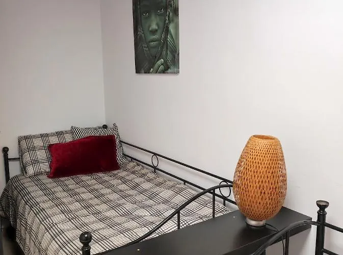 Lille En Provence Holiday home *