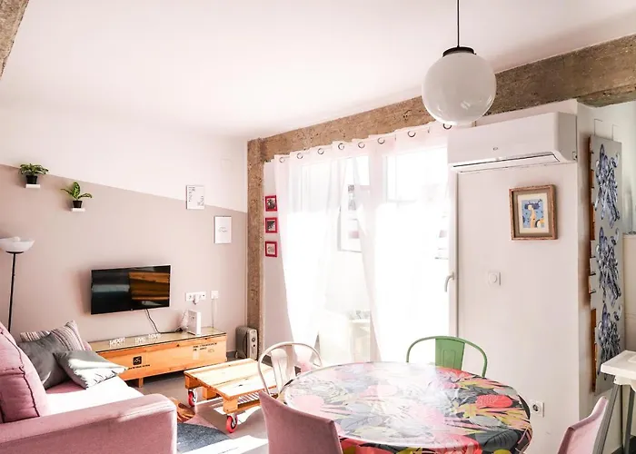 Torres De Serrano 아파트