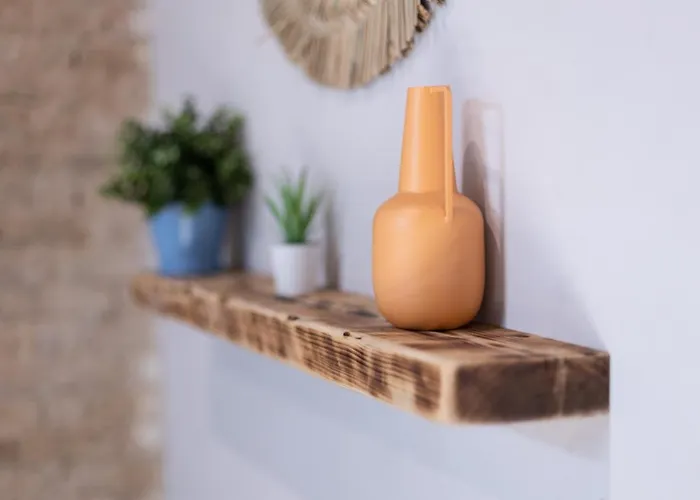 Bird House 3* فالنسيا