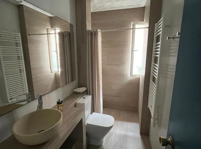 Apartamento Modernized 3-bedroom Flat 500m To The Valencia