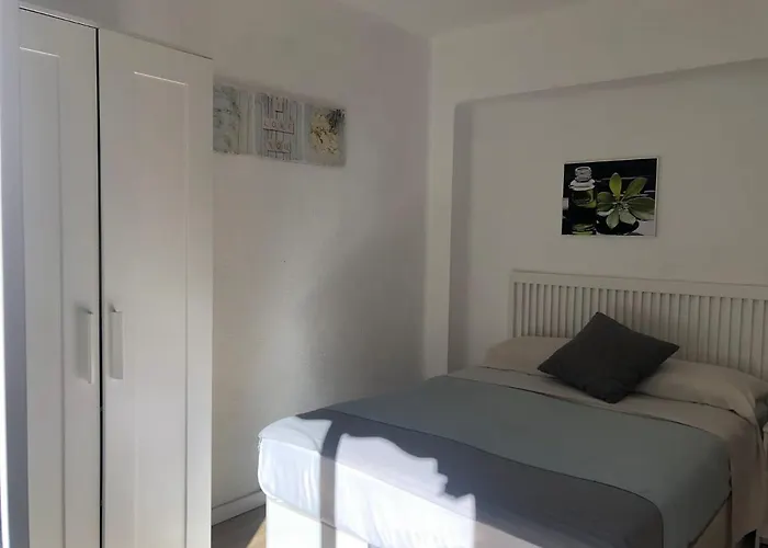 Arts And Sciens Museum/beach