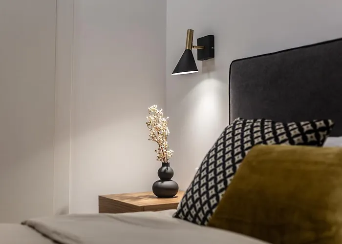 Deluxe - Aiora * 발렌시아