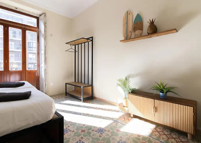 Bird House فالنسيا