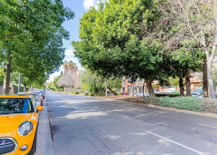 Ciudad Artes Gem: Stylish Near Ruzafa & * فالنسيا