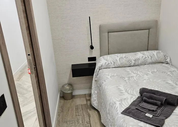 Centrica De Lujo Gv 4 * Valencia