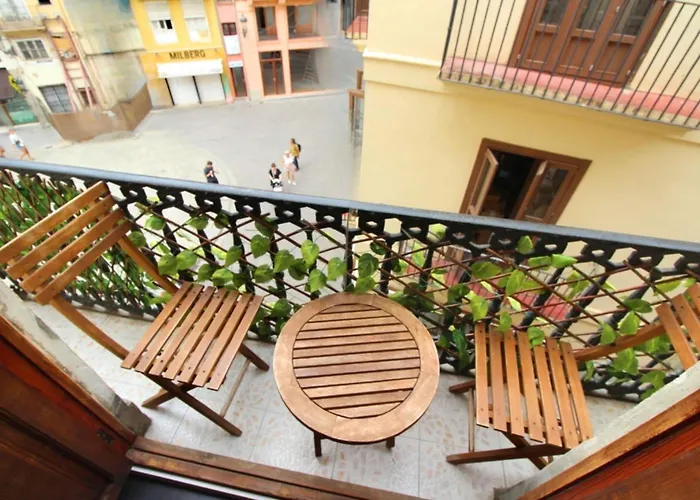 Reformado Cerca De La Plaza Redonda شقة