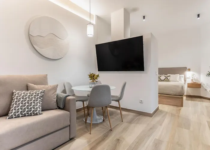 아파트 Deluxe - Aiora