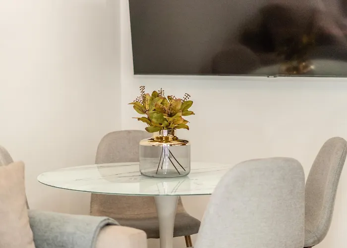 아파트 Deluxe - Aiora