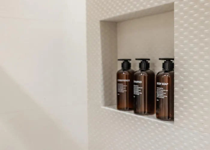 Deluxe - Aiora 발렌시아