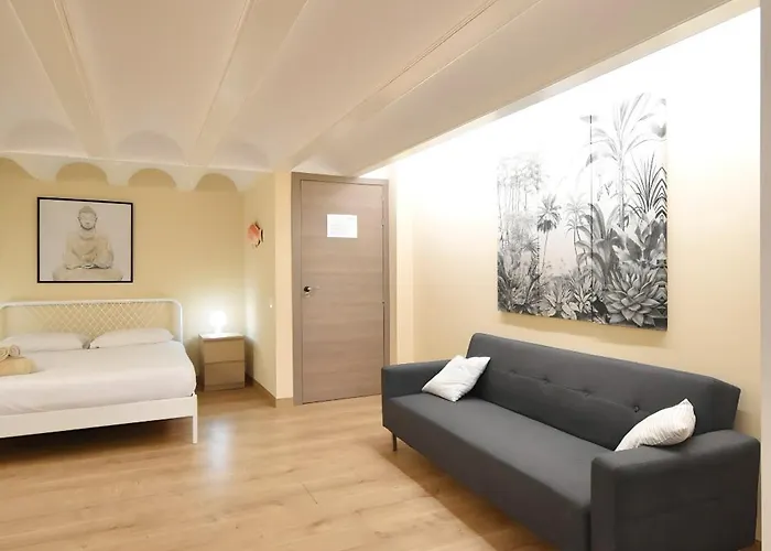 Centrico Al Lado De Torres De Quart *