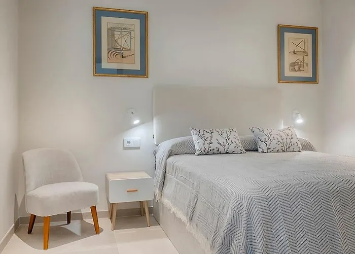 Portal De Ruzafa 4 *