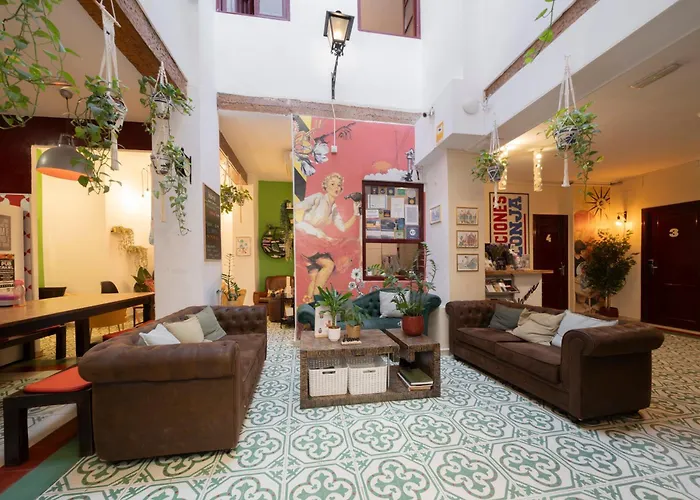 Youth By Feetup Valencia