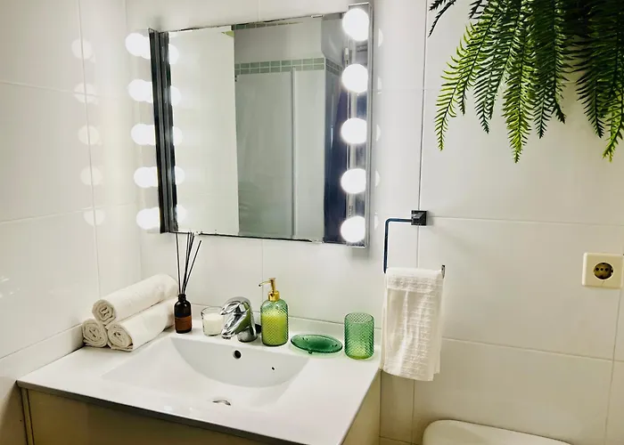 Luxury Penthouse Center Apartment *