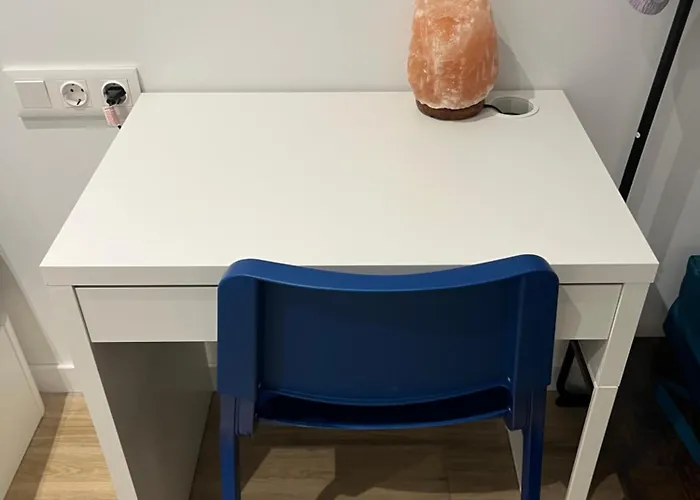 Quiet In A Park Close To The Sea & & Subway No-4