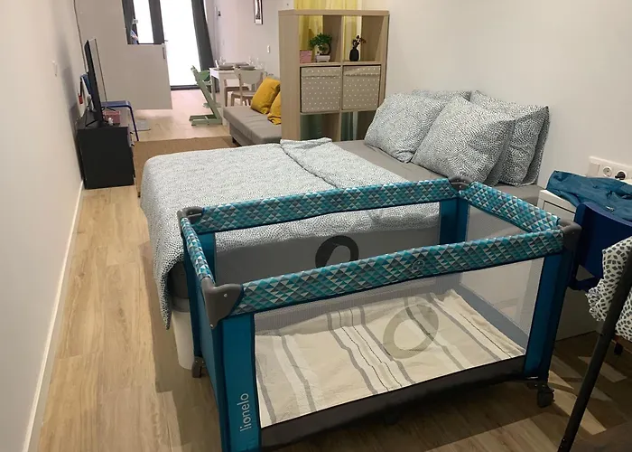 Διαμέρισμα Quiet In A Park Close To The Sea & & Subway No-4 *