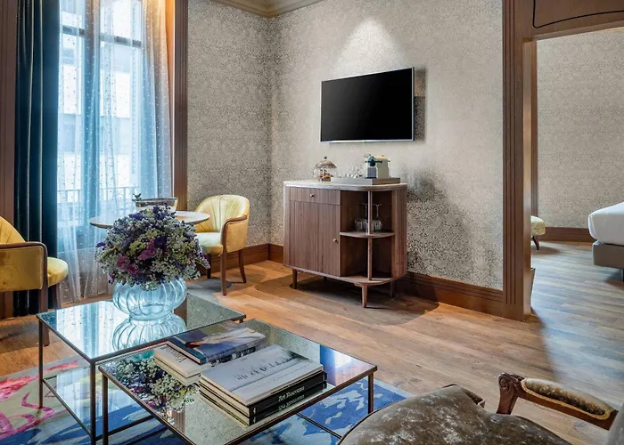 Palacio Santa Clara, Autograph Collection Hotel