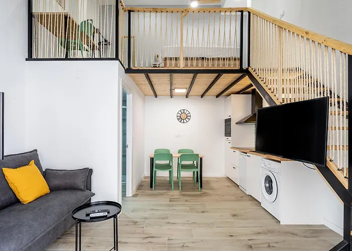 Διαμέρισμα Marie Curie Flats, Lovely Duplex 2