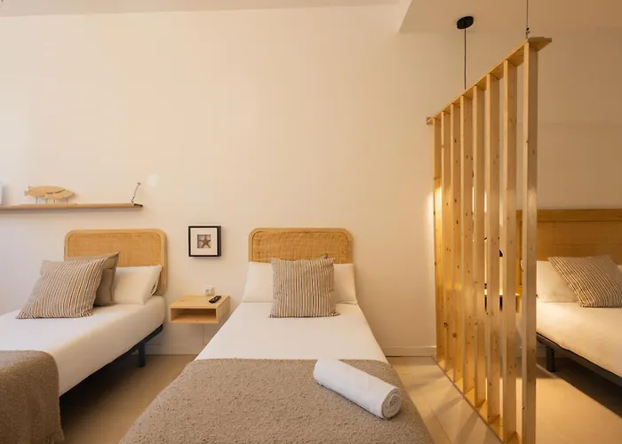 Florit Flats - The Pitiusas 아파트 *