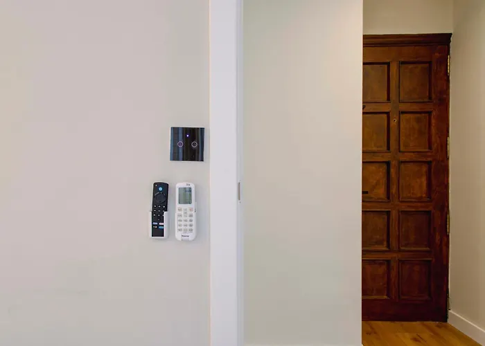 Acogedor Frente A Mercat فالنسيا