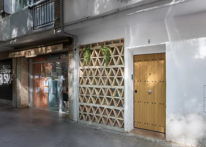 Ln4 - Loft Espacioso Y Acogedor Estudio Cerca Del Metro Zona Ayora Διαμέρισμα *