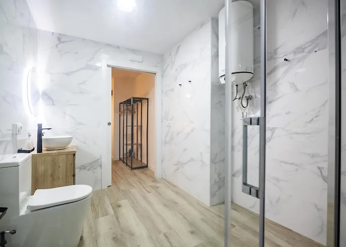 Διαμέρισμα Ln4 - Loft Espacioso Y Acogedor Estudio Cerca Del Metro Zona Ayora *