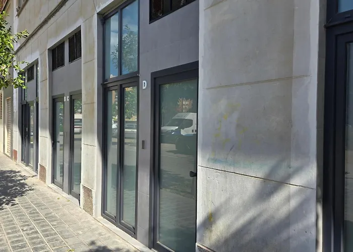 Arena Legacy Modern Suits *