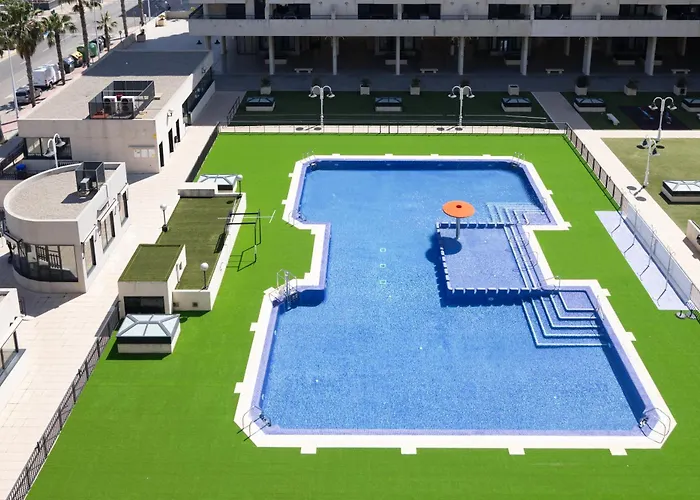 Con Vistas Al Mar, Piscina Y Pista De Paddle Βαλένθια