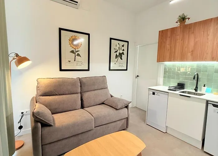 Travel Habitat Oceanografic 아파트 *