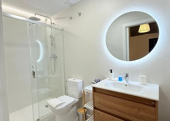 Travel Habitat Oceanografic *