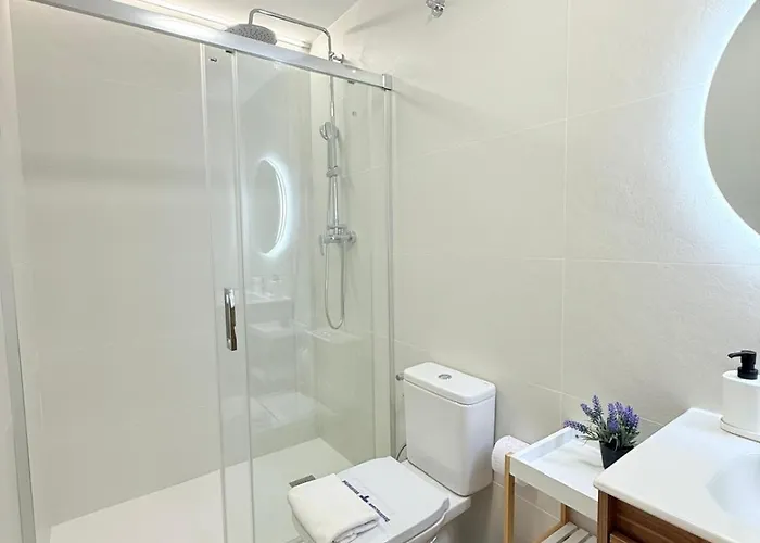 Travel Habitat Oceanografic