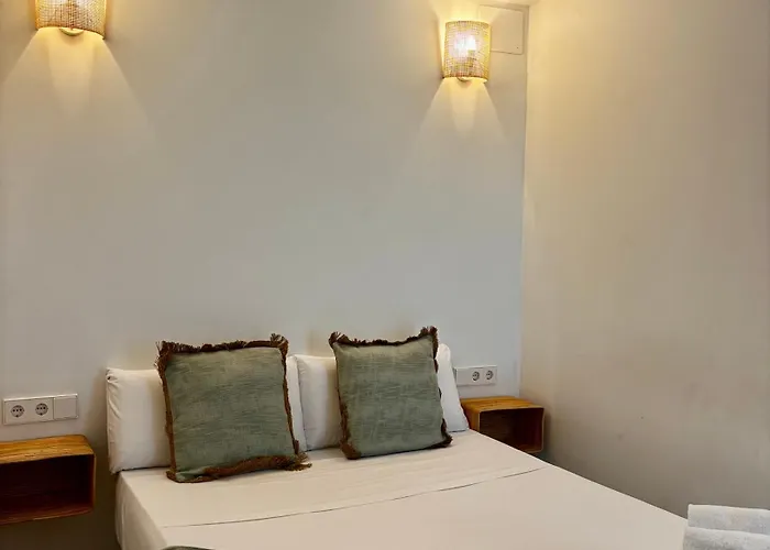 Travel Habitat Playa Del Cabanyal