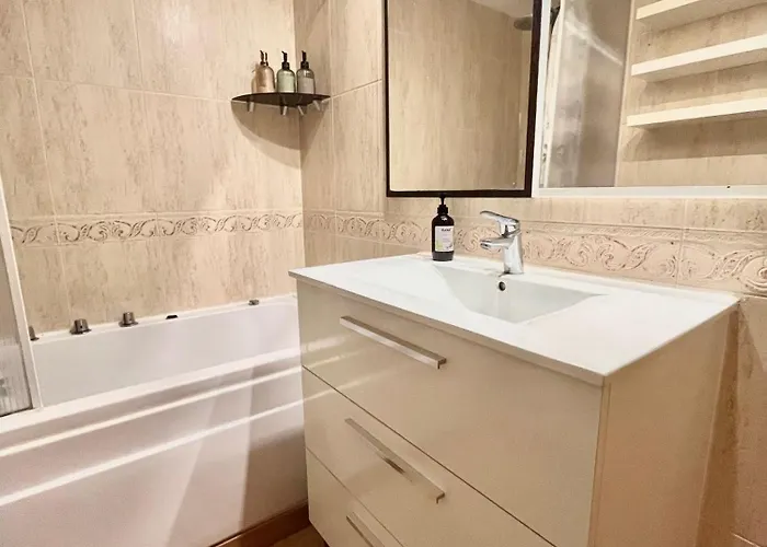 Beachfront Family With Pool Appartement