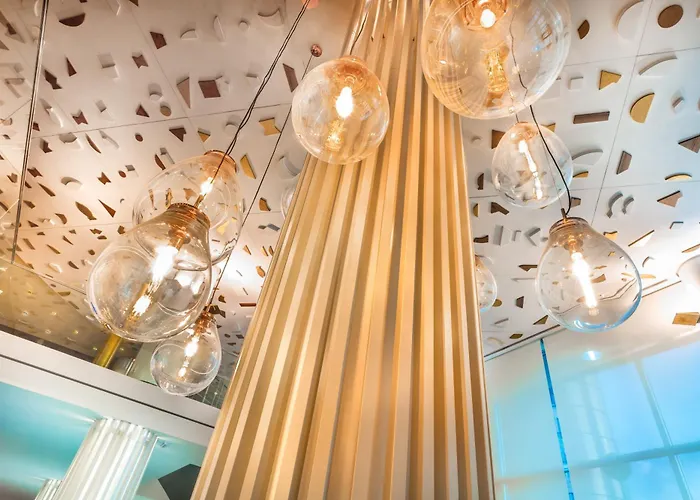 Sh Palace 5* Валенсия