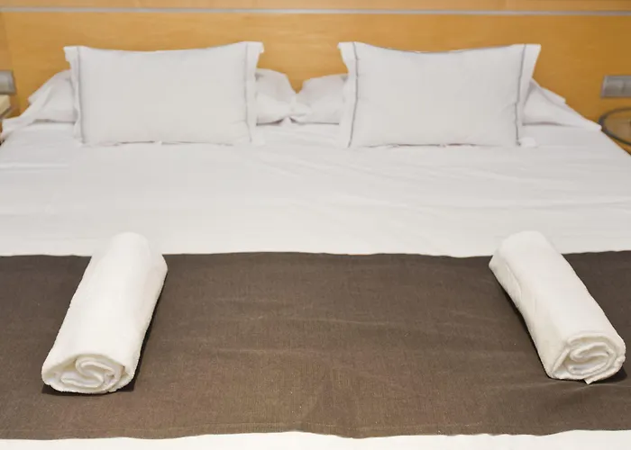 & Co. J. Botanico Boutique 3*