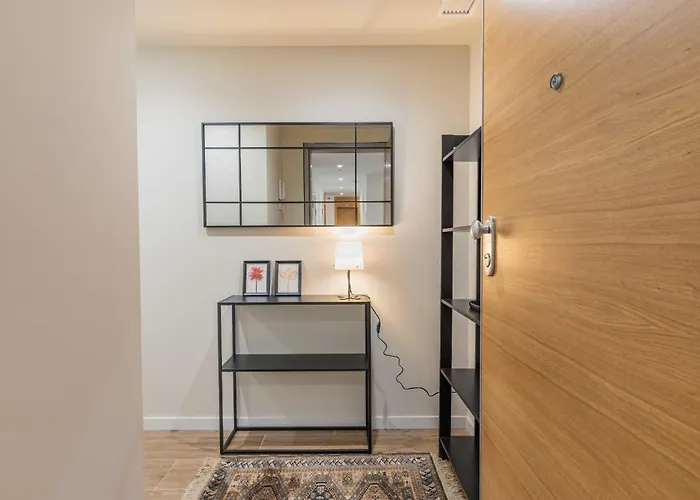 Invalencia Valls Flat * Βαλένθια