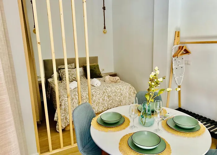 Loft Sofia A Estrenar Con Luz Natural En Corazon De