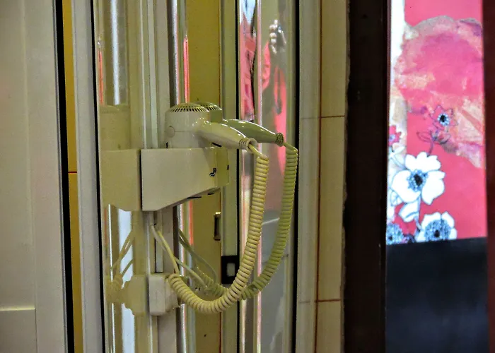 Vandrarhem Youth By Feetup