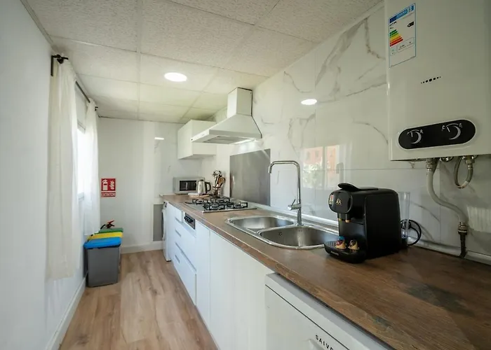 Chillout Area 2br 4p Relax Fast Wifi Pet Friendly Διαμέρισμα *