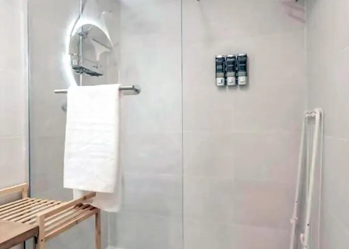 Guillem Jafer - Roig Arena * Βαλένθια