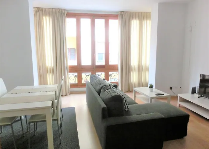 Total Mercat Apartment Valencia