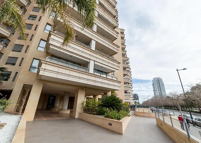 Travel Habitat - Ciudad De Ciencias * Valencia