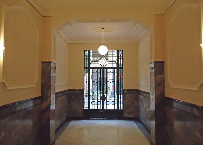 Lägenhet Entre La Estacion Y El Ayuntamiento *