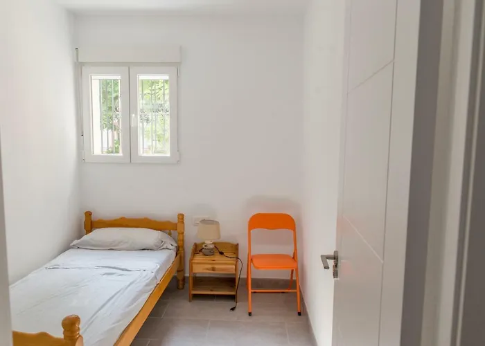 Cerca De La Playa Y El Centro