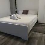 Intimo Y Acogedor 