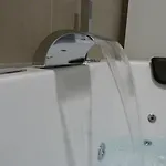 Intimo Y Acogedor 