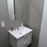 Intimo Y Acogedor 