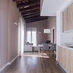 San Miguel, Luxury Apartments. Βαλένθια