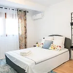 Laura Campanar * Valencia
